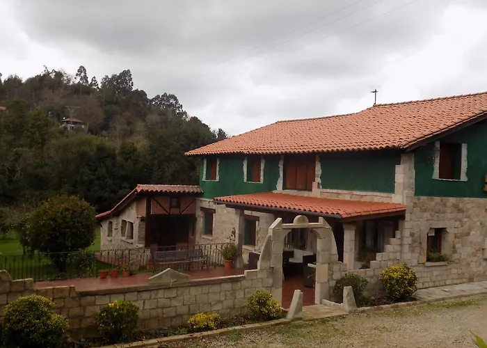 Pensión La Ceña Novales